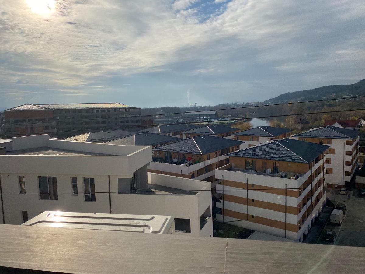Apartament Lucian Apartment Ramnicu Valcea Exterior photo