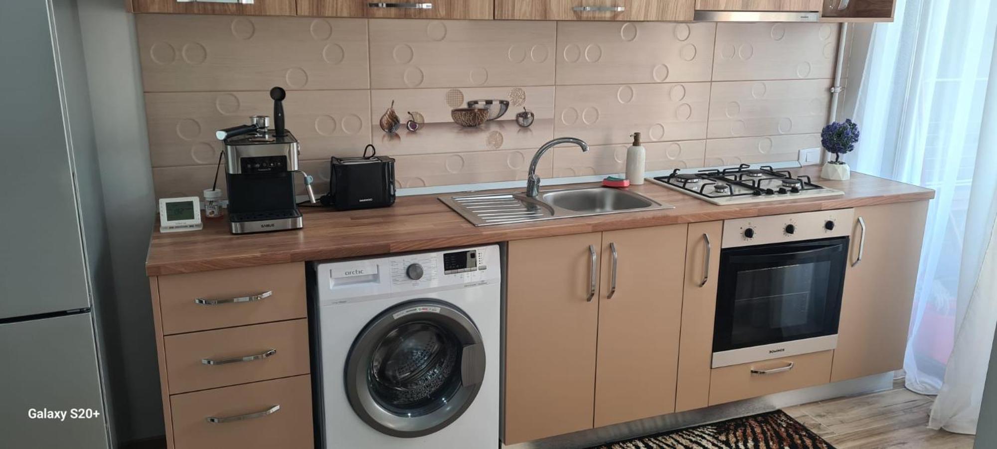 Apartament Lucian Apartment Ramnicu Valcea Exterior photo